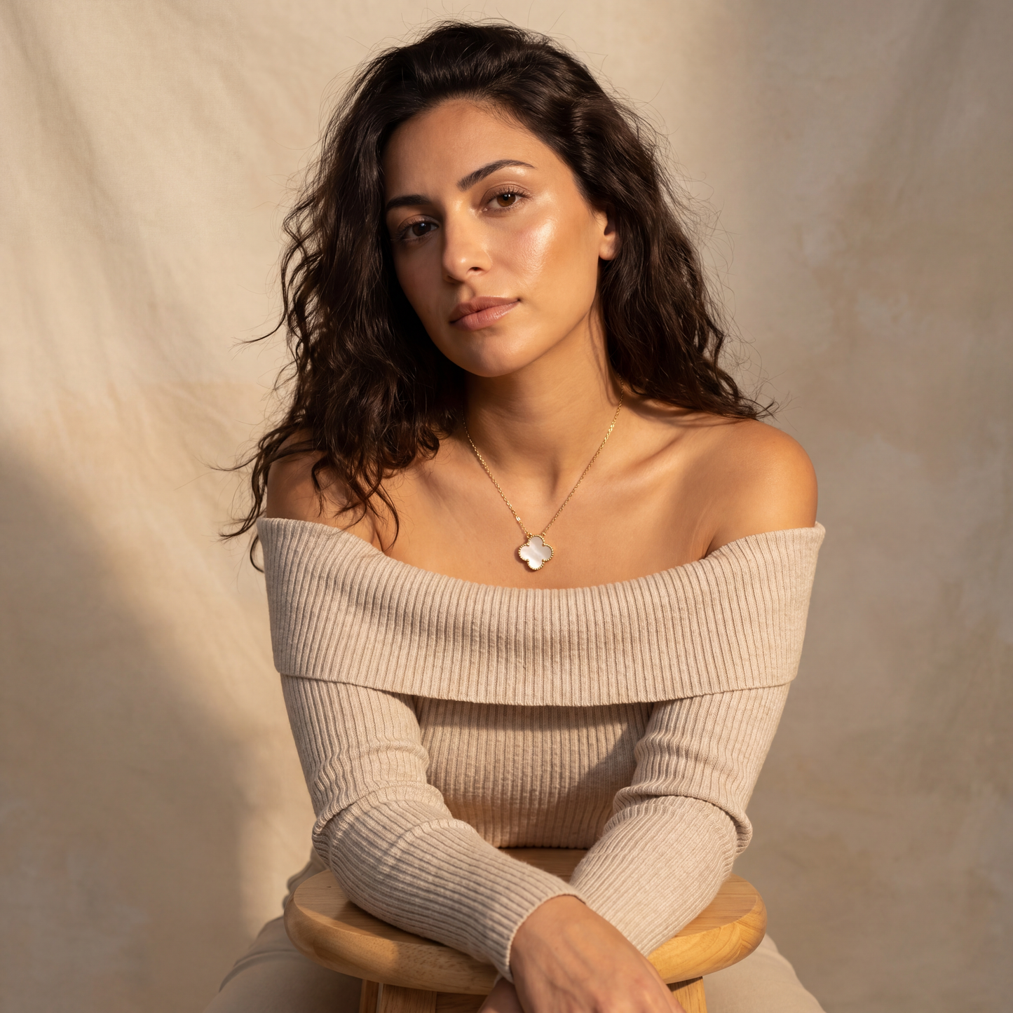 The MOHRA Bloom Pendant — Mother of Pearl