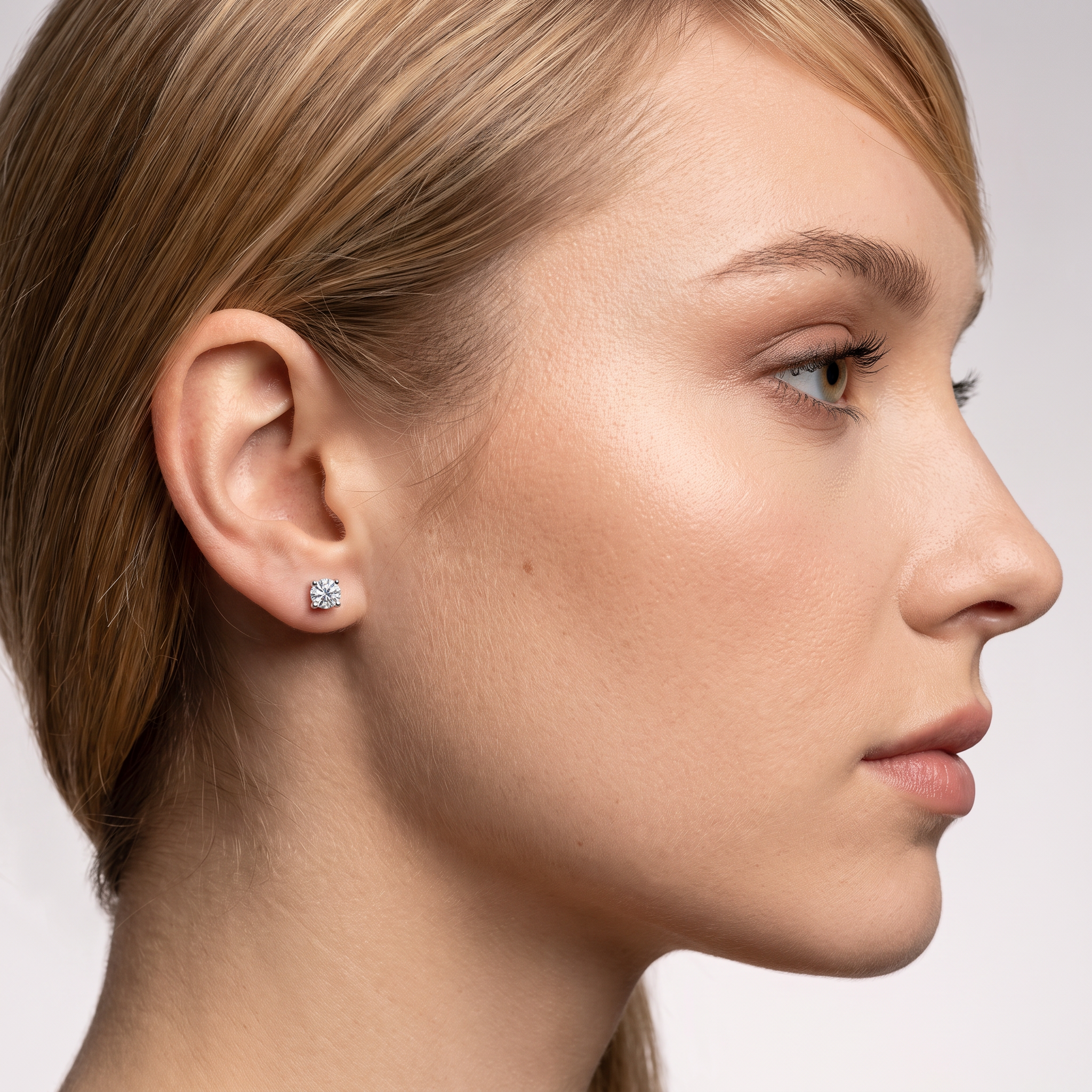 The MOHRA Heart-Prong Studs — Silver